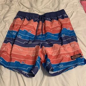 Men’s vineyard vines swim trunks